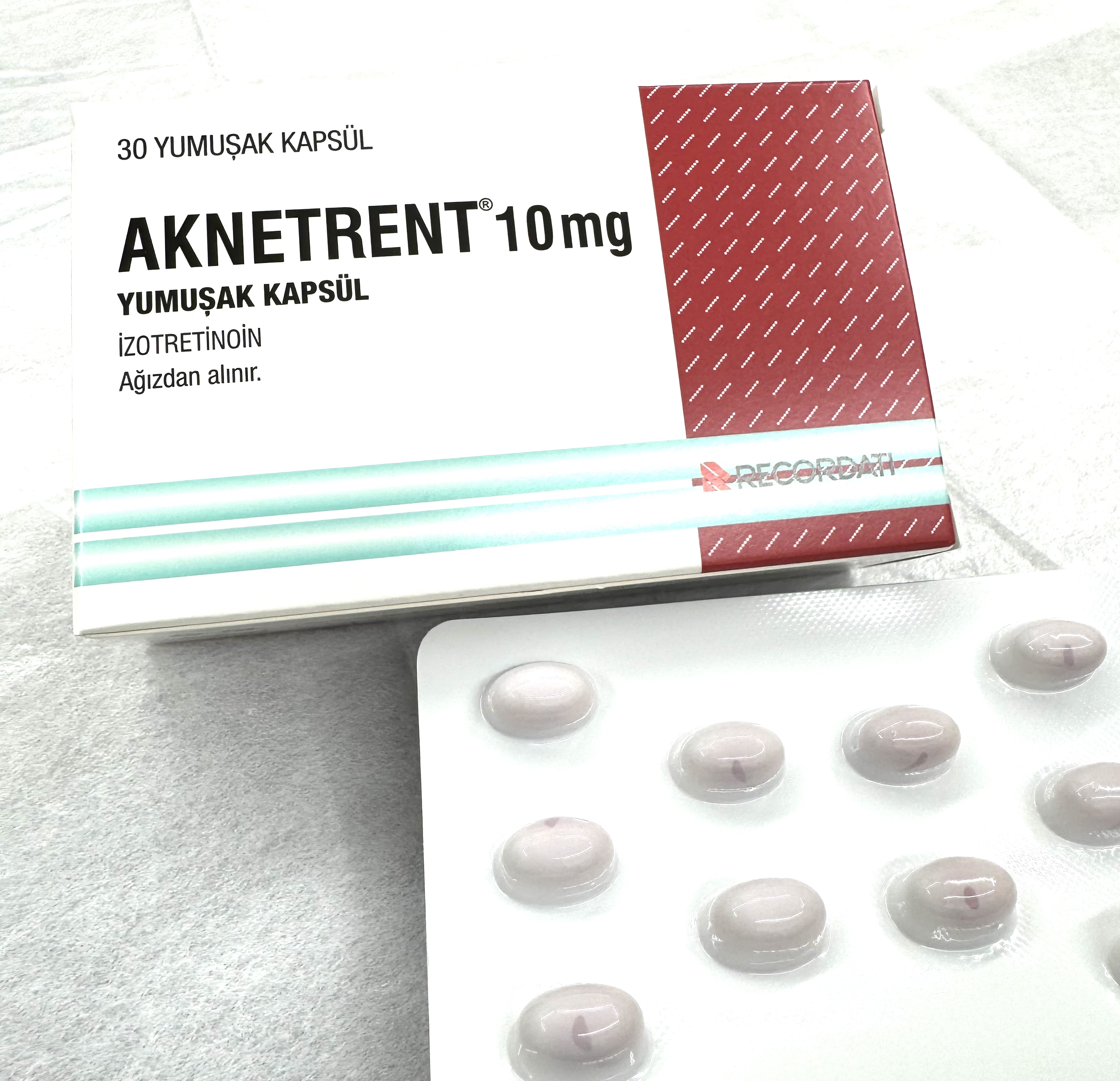 ニキビ特集画像